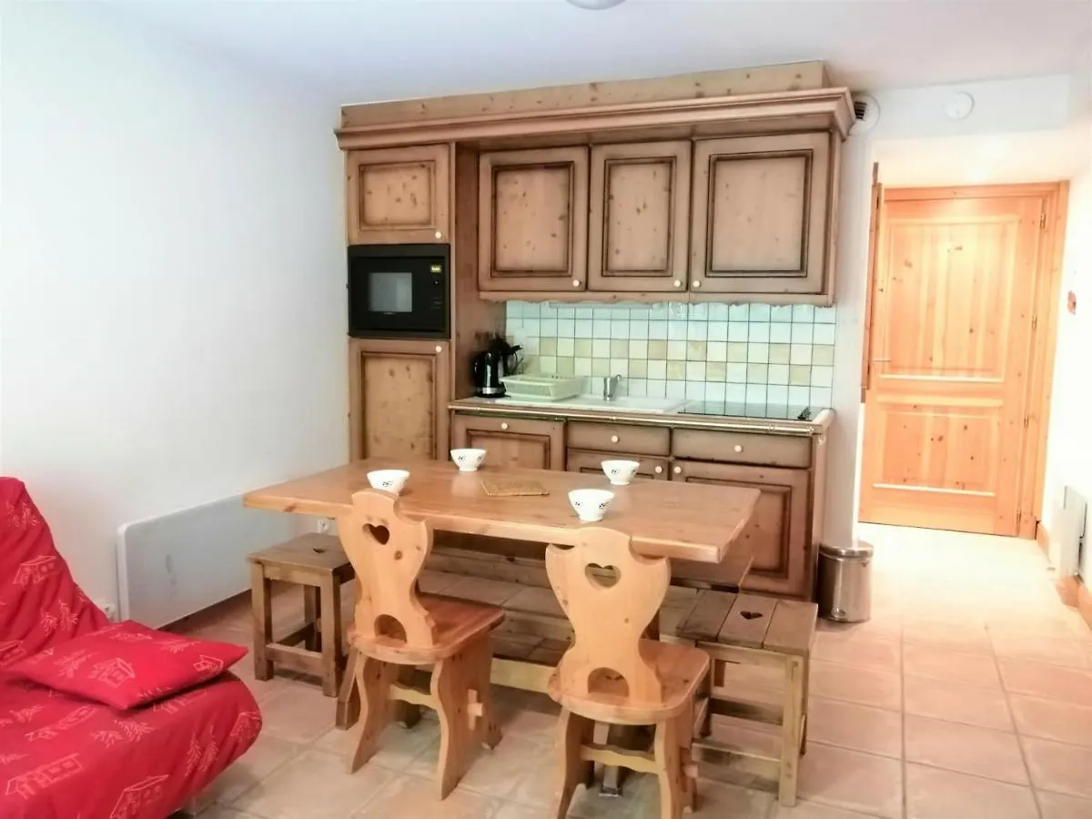 Morillon 1100: T3, 7 Pers, Animaux Admis, Parking, Wifi, 50M Des Pistes - Fr-1-412-15 Apartment
